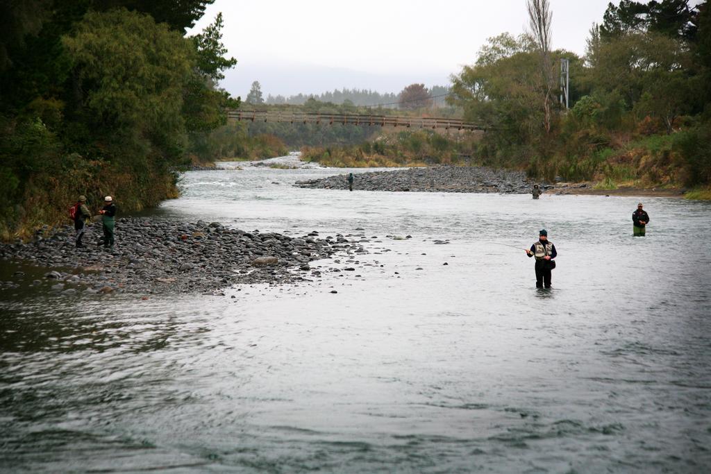 Turangi Trout Lodge Luaran gambar
